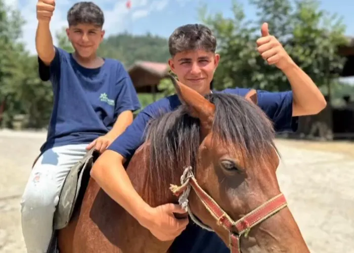 Bed & Breakfast Kazli Bahce Ve Restoran *